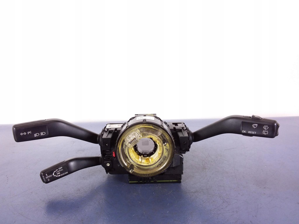 фото №1, Passat b6 переключатель комбинированный лента 3c9953513c