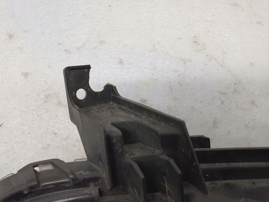 фото №8, Kia carens 4 iv lift протитуманна фара правий 92202-a4500