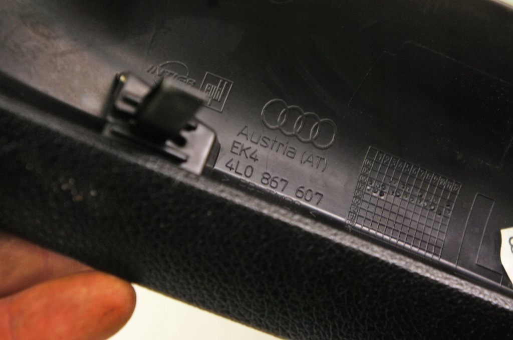 фото №6, Qo020 audi q7 4l захист кришки багажника 4l0867607