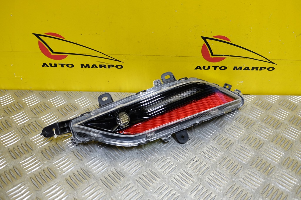 фото №3, Toyota venza 2021- лампа задняя w бампер led r usa