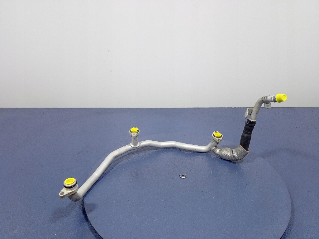 фото №1, Porsche panamera ii 971 e-hybrid шланг труба wody 971121036m