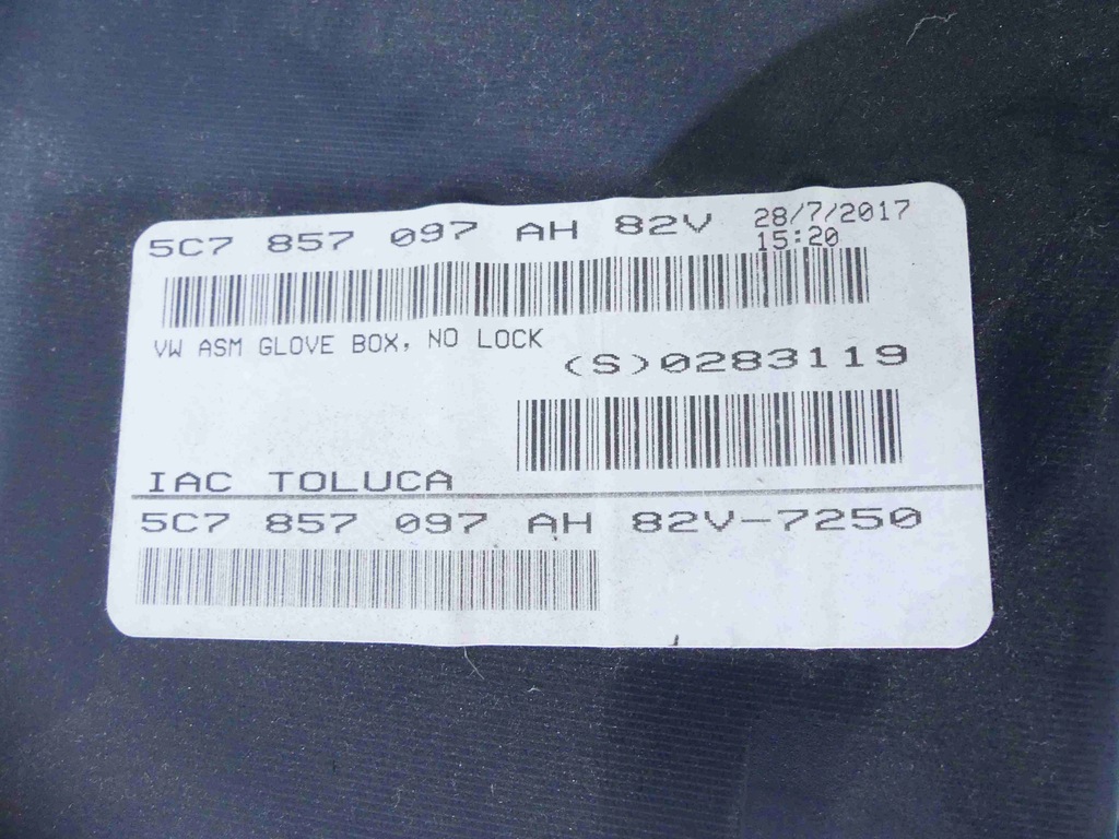 фото №7, Бардачок пасажира vw jetta vi 5c lift europa