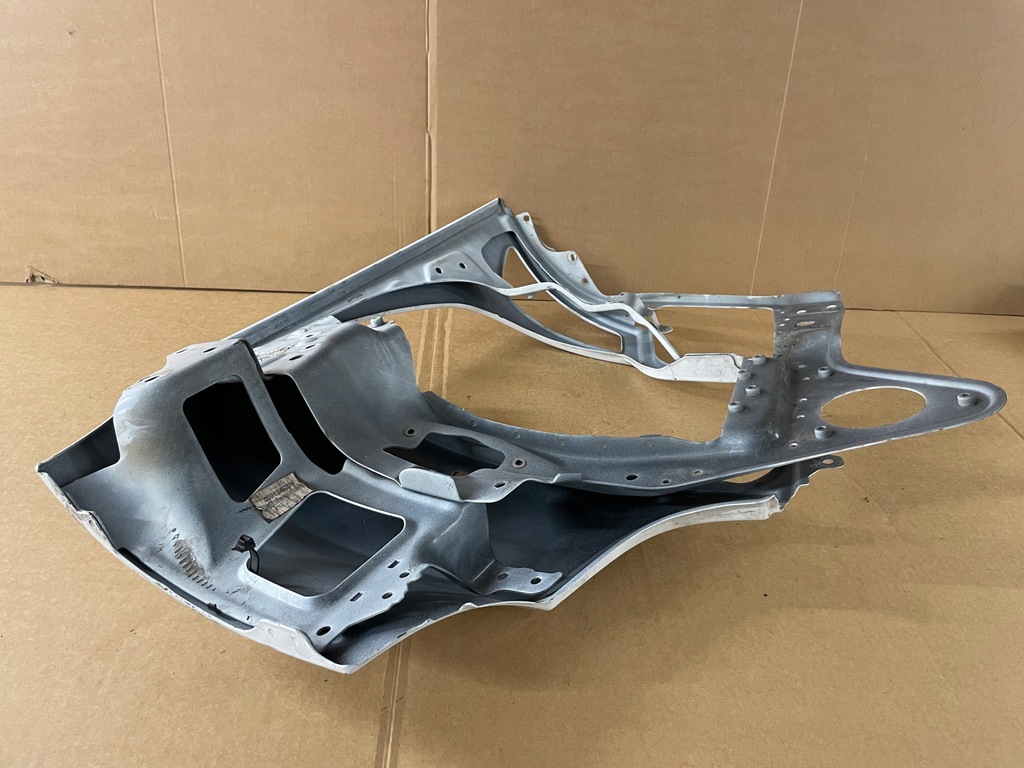 фото №9, Mercedes actros mp4 a960 кутик бампера правий перед передній бампер