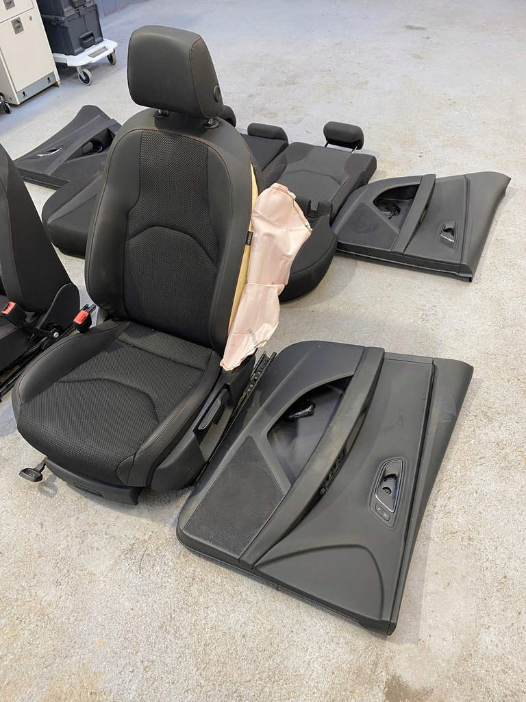 фото №4, Seat leon iii fr hb 5d сиденья сиденье заднее сиденье салон