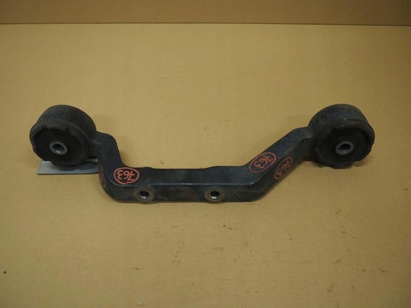 Кронштейн подушка міст lexus rx iv 5239148050 Ціна