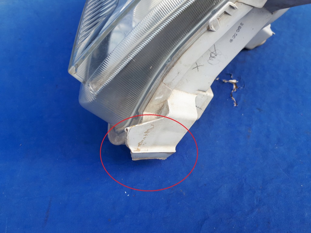 фото №7, Toyota hilux lift 09-11 2009 фара лампа правая