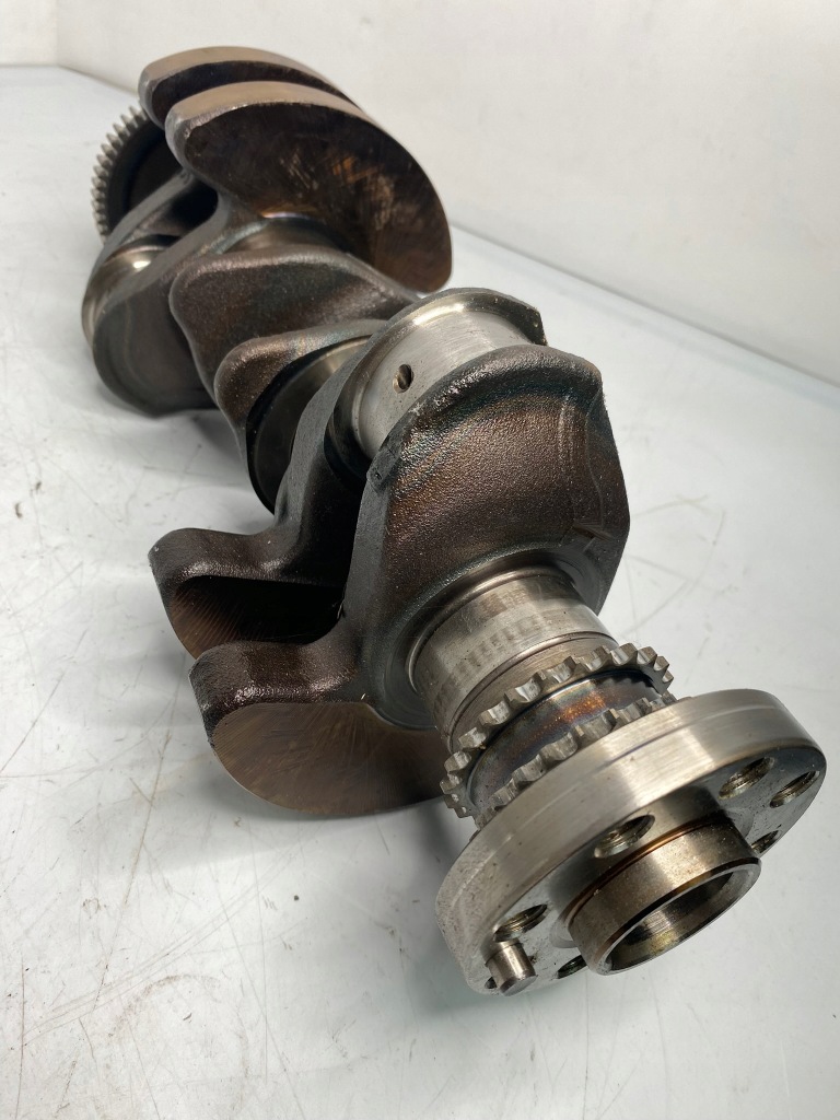 Wał коленчатый bmw f20 f30 b38b15a 7642031 с Разборки