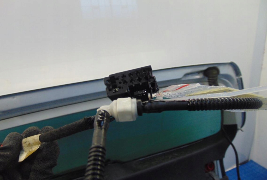 фото №11, Volkswagen passat b6 задняя крышка багажника