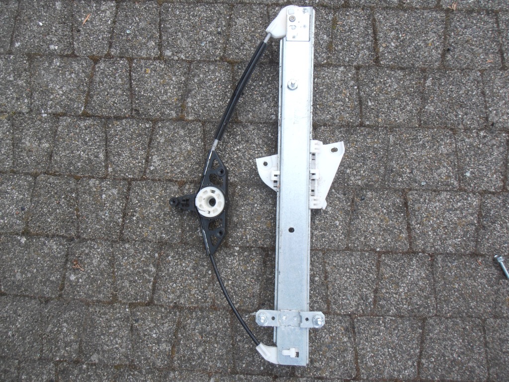 фото №1, Mazda cx9 подъемник стекло правый задняя 2016-2019 046