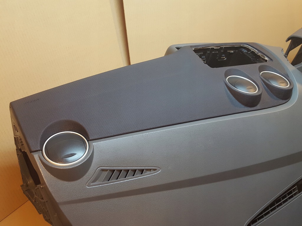 фото №10, Seat ibiza 4 iv консоль приборная панель приборная панель 2подушка безопасности 2ремни