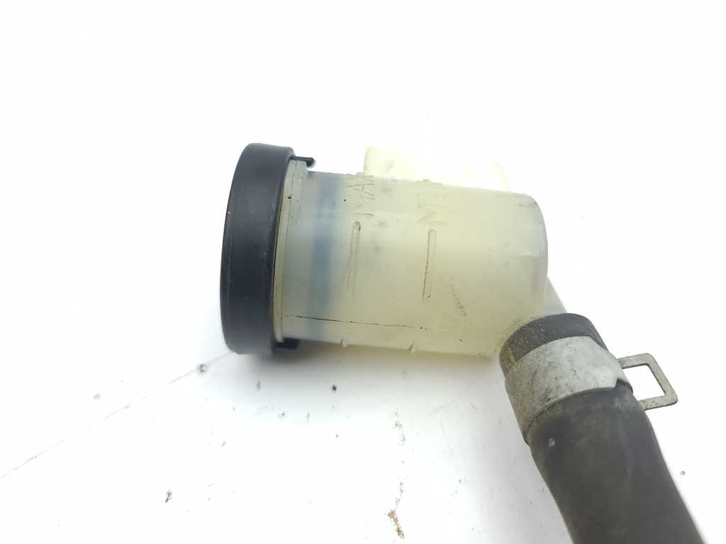 фото №6, Nissan 350z 2003 бак жидкость тормозной