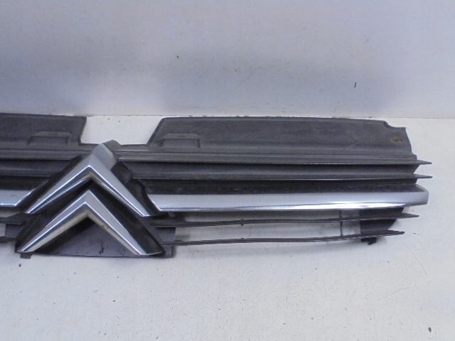 фото №8, Citroen c5 i решётка радиатора решётка радиатора de 01-04 kombi ph1 9636751980