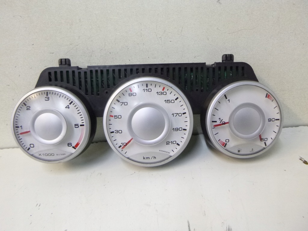 фото №1, Лічильник дисплей citroen c8 2.2hdi 01r.