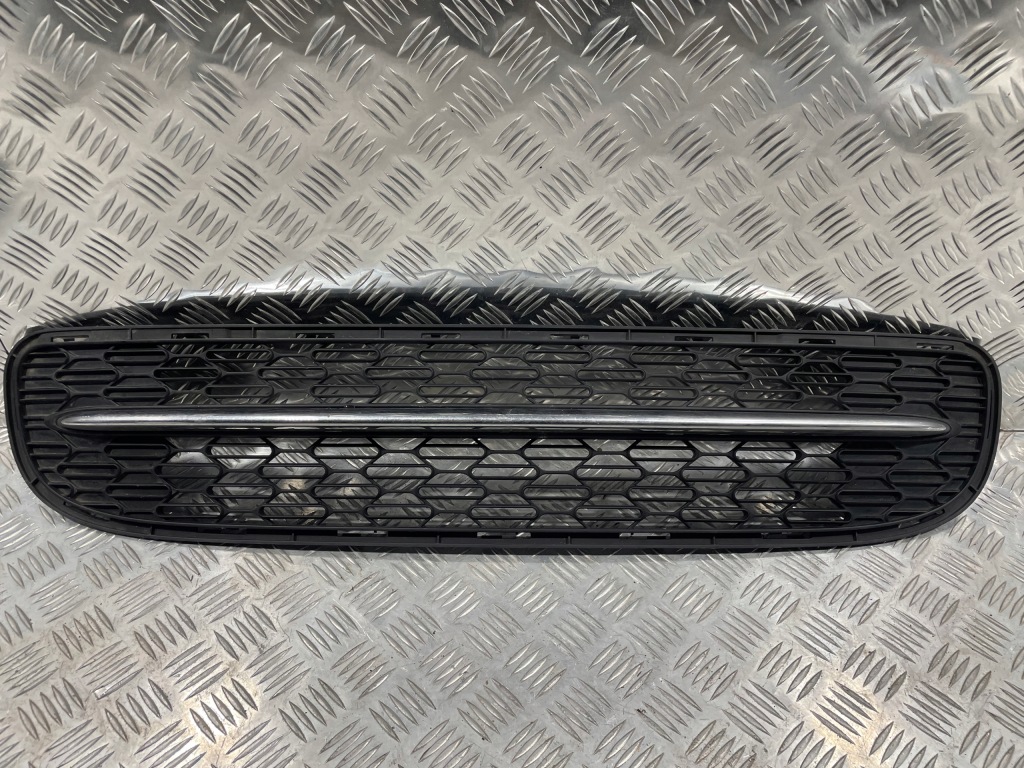 фото №1, Решітка середня бампера mini r55 r56 r57 lci lift 7248789