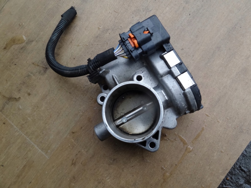 фото №1, Citroen c-elysee 2015 1,6 16v дроссельная заслонка org