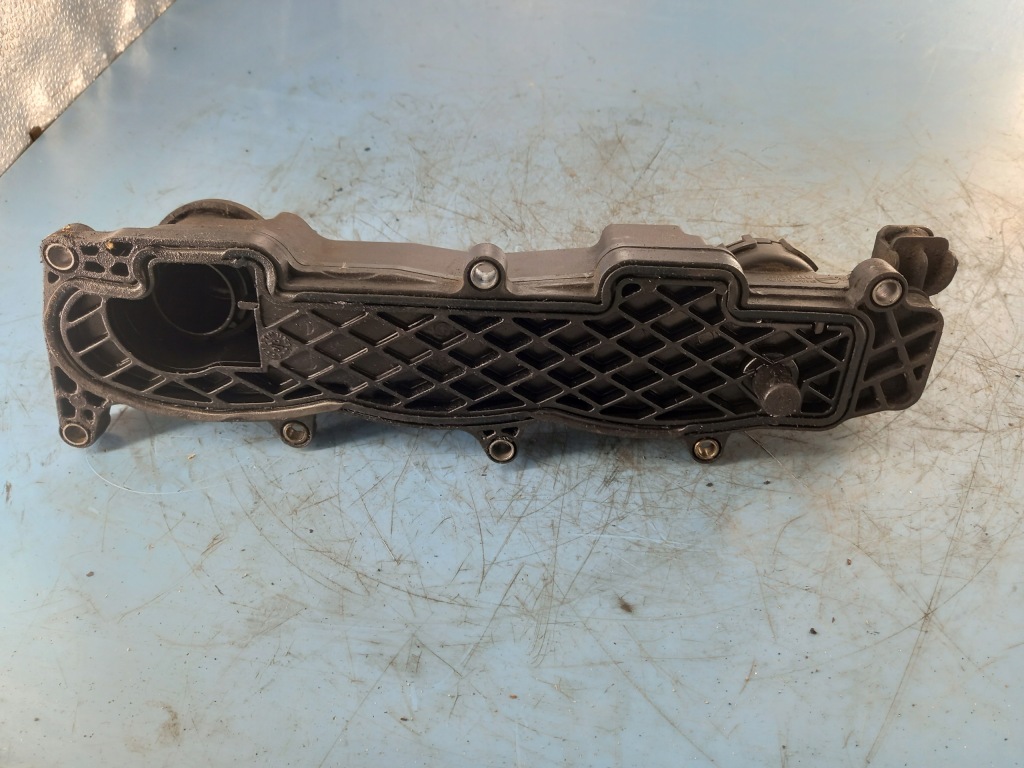 фото №3, Кришка клапанів citroen , peugeot 1.6hdi