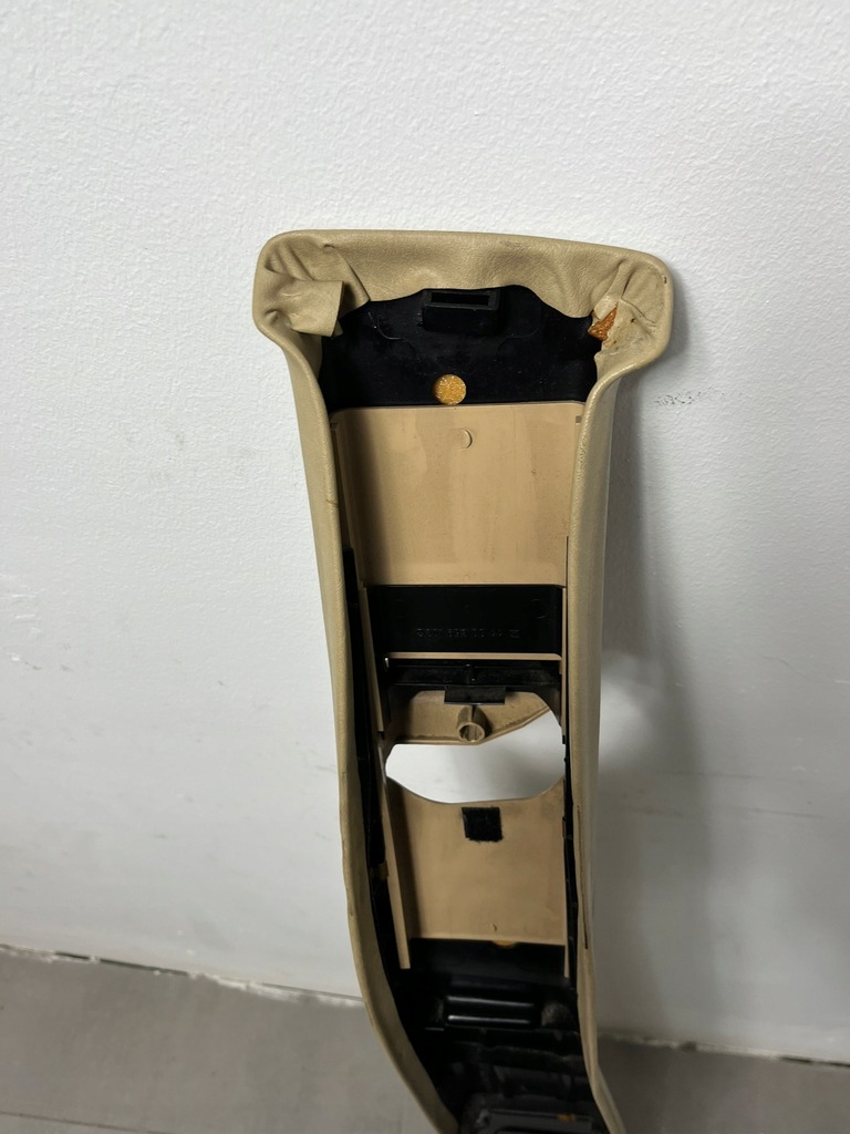 фото №10, Захист обшивка накладка стійка b права mercedes w201 190 2016921889 beżo