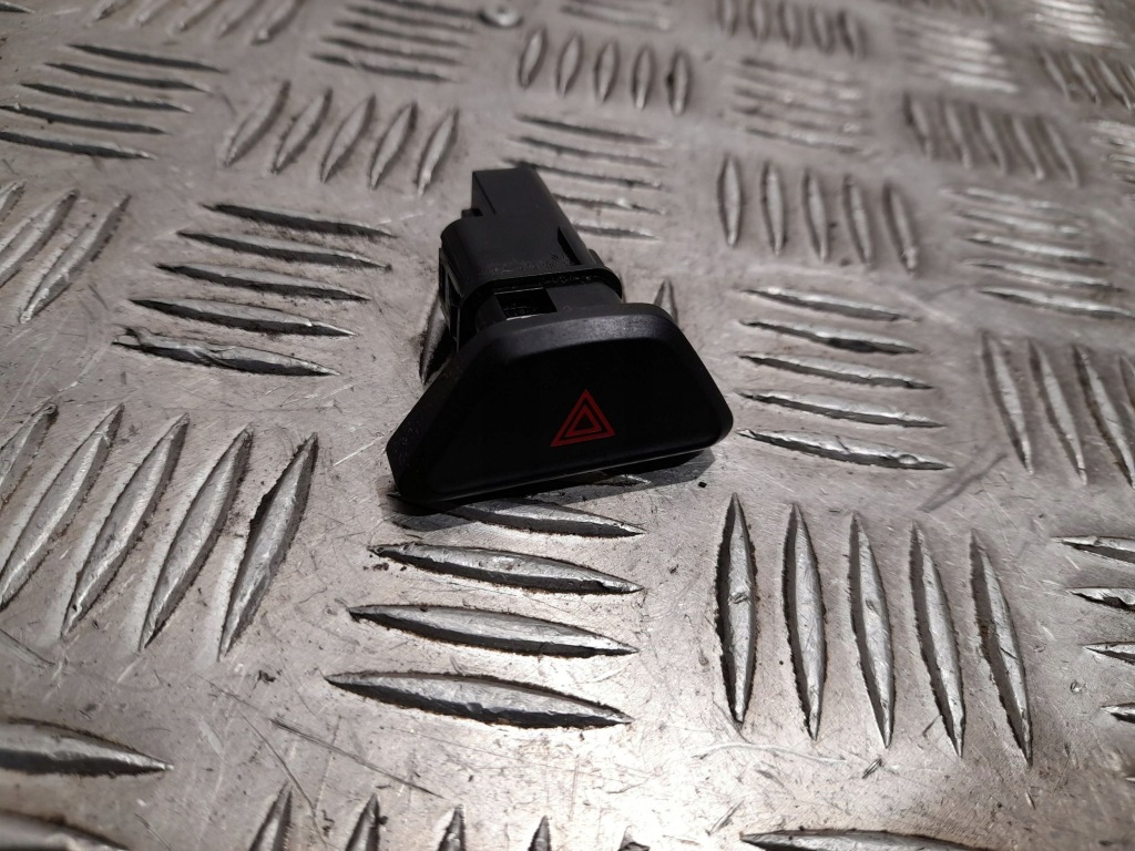 фото №1, Chevrolet camaro 2017 кнопка света аварийных