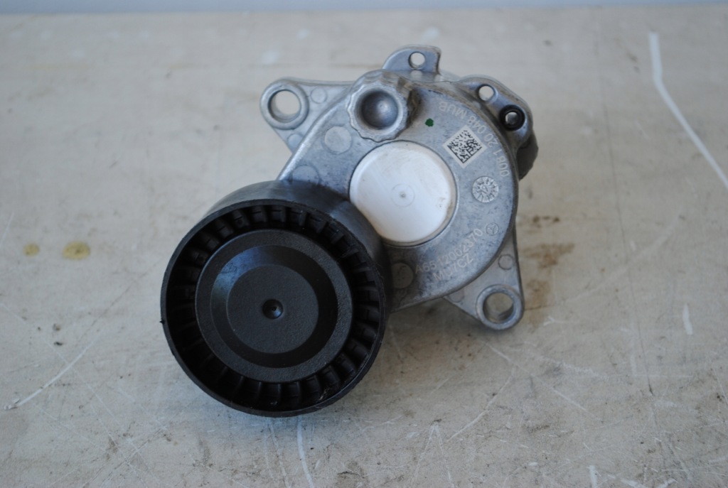 Купити Mercedes-benz a6512002370 натягувач ремінь