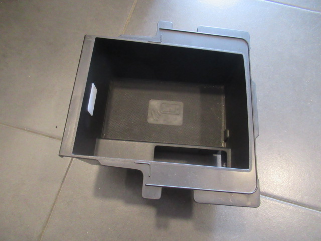 фото №1, Зарядний пристрій індукційна audi tt 8s0035502