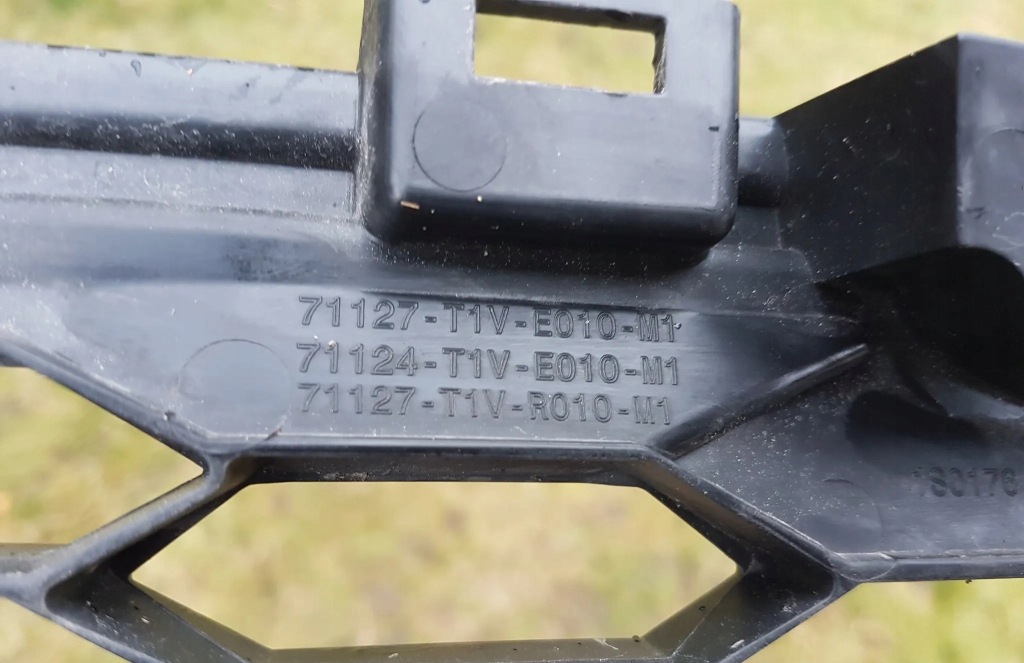 фото №4, Honda cr-v iv lift 14-18 решітка радіатора решітка радіатора передня хром комплект