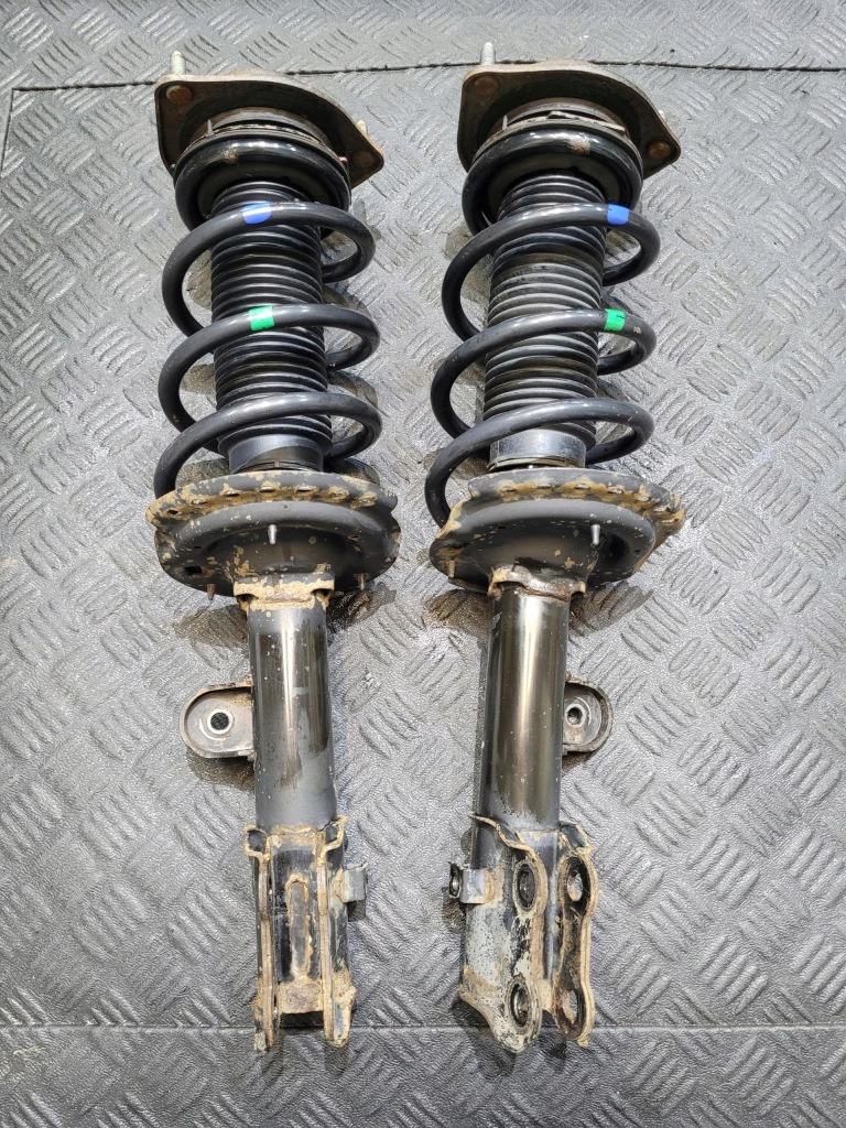 Купити Амортизатор перед передній лівий 44310-35100 sangyong tivoli 1.6 d e-xdi