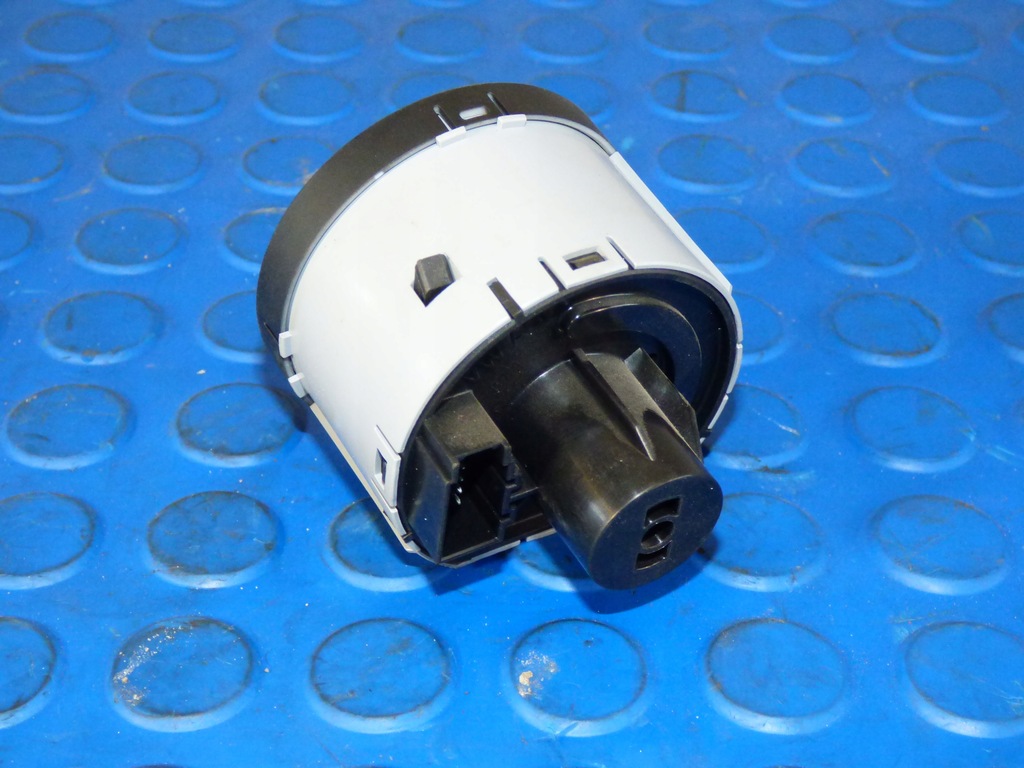 фото №13, Переключатель света 5e0941431d оригинальный номер оригинал