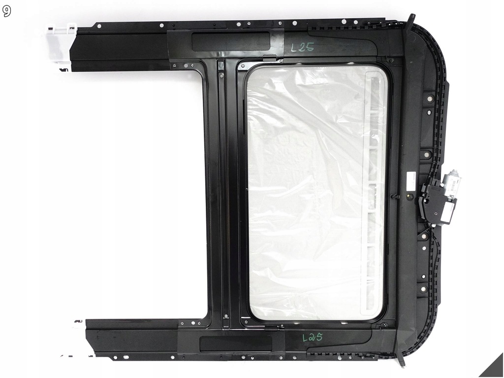 фото №10, Audi a5 s5 8t8 b8 lift 07-16 люк двигун шторка захист демонтаж 14km