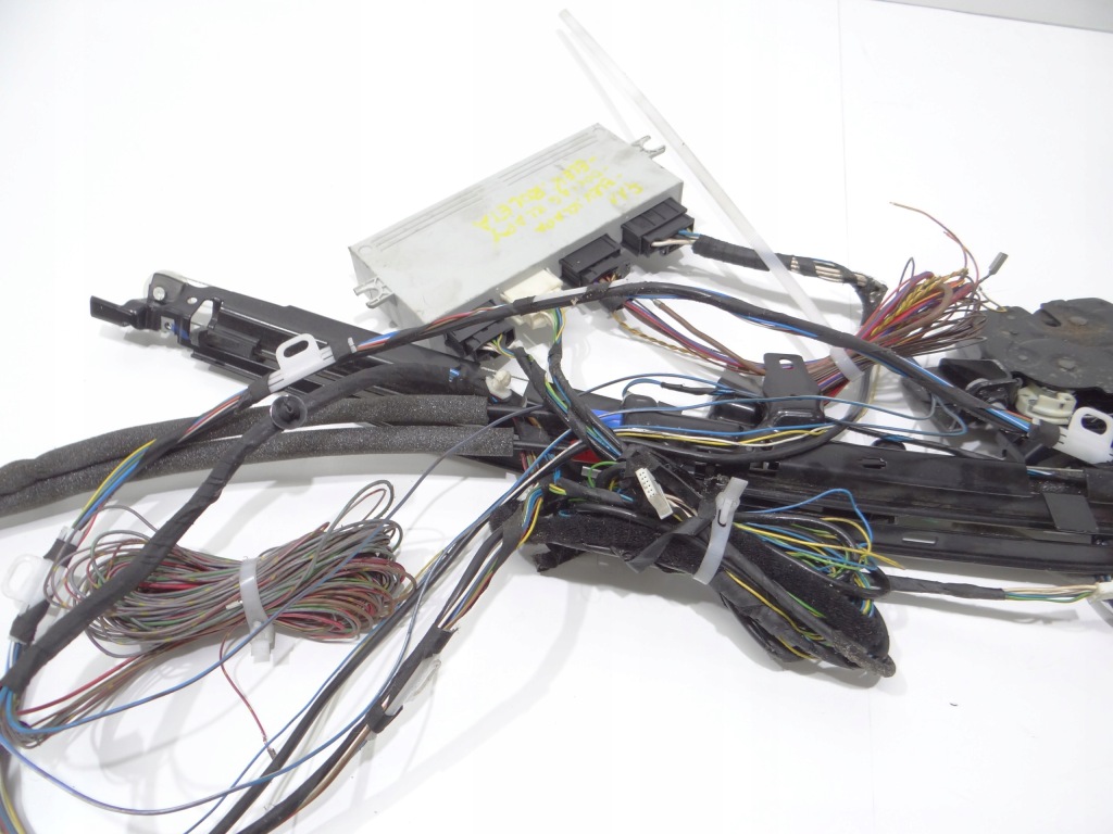 фото №4, Електрична кришка багажника доводчик шторка bmw f11