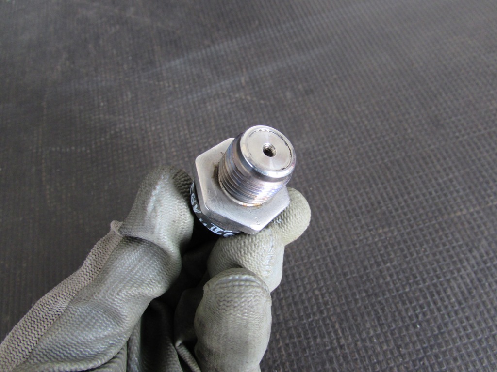 фото №6, Датчик давления топлива 0281002706 fiat bravo ii 1.9 jtd 07-10 r.