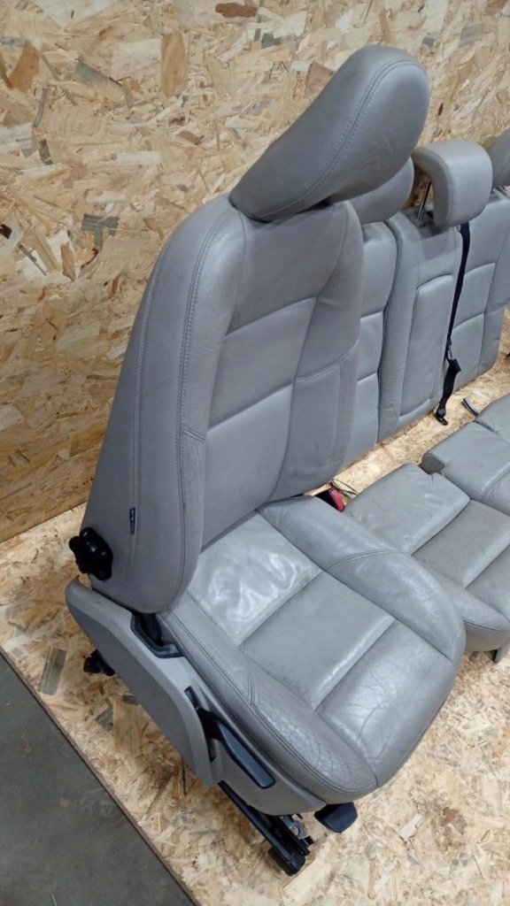 фото №9, Сидіння шкіра volvo v50