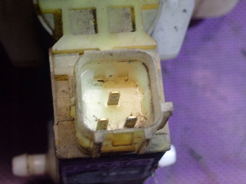 фото №5, Hyundai coupe ii 01-05 бачок омивача помпа 986102c000