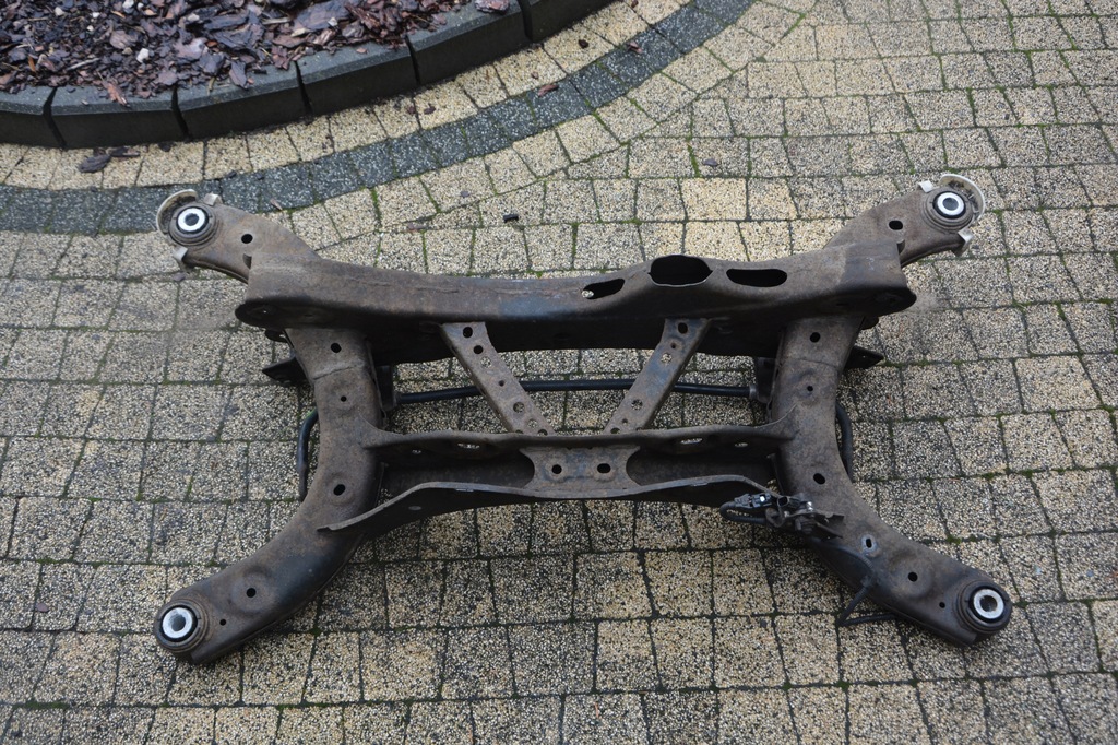 фото №1, Подрамник задние задняя подрамник mazda 6 gj 2,2d kombi