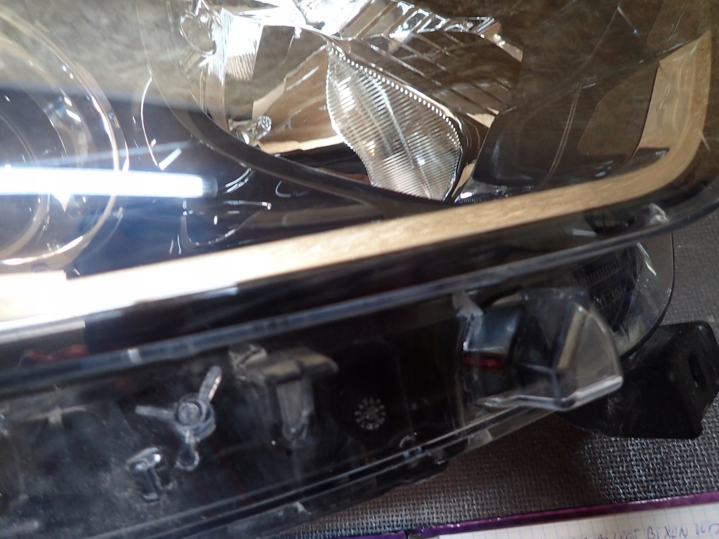 фото №2, Лампа перед права renault captur 260102734r