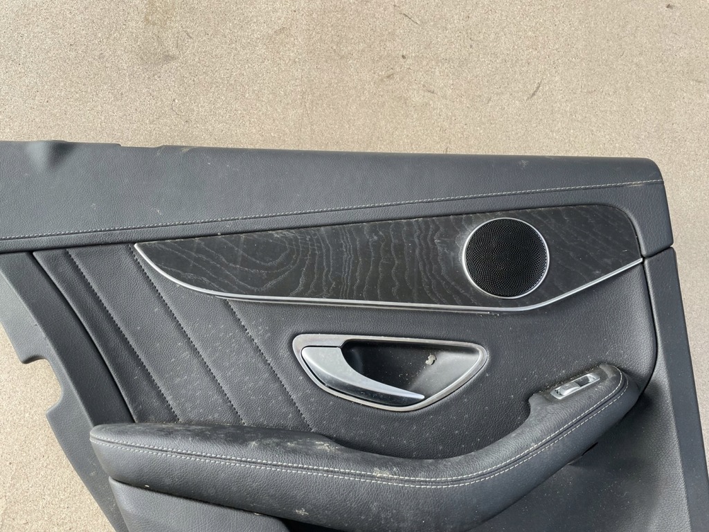 фото №3, Обшивка задня лівий mercedes w205 шкіра