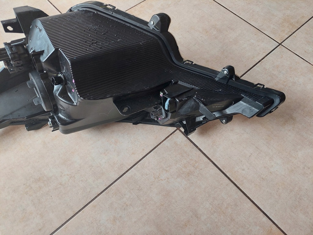 фото №9, Лампа - правий перед - звичайна - mitsubishi space star ii - lift - 2020