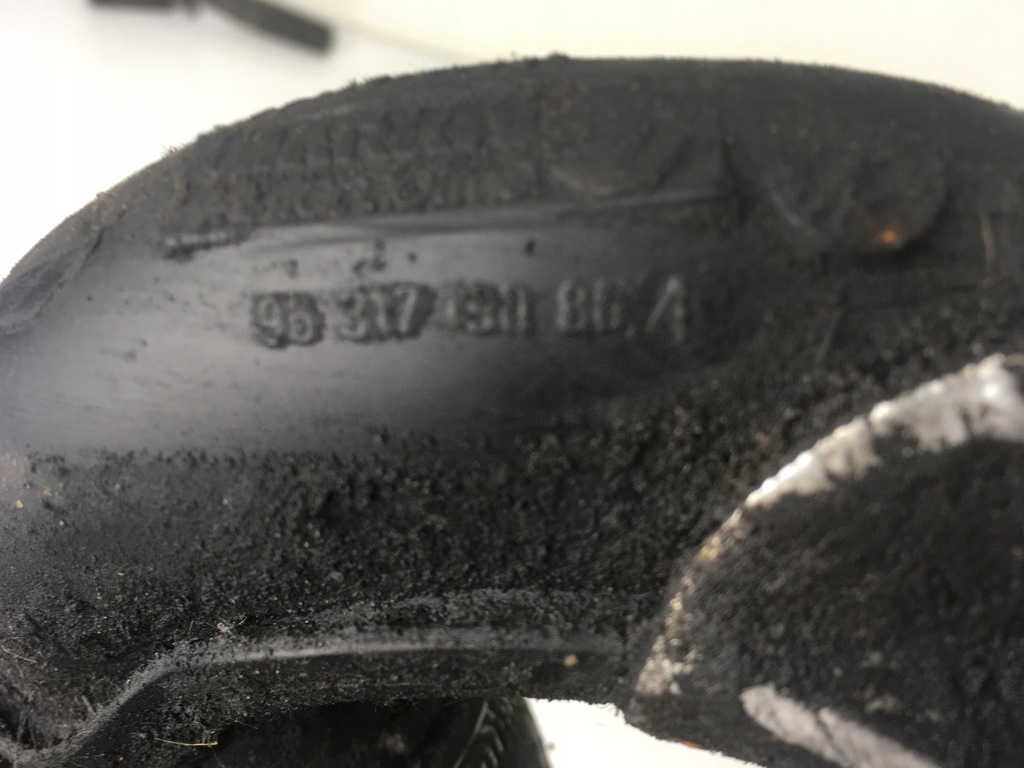 фото №9, Шланг воздуха citroen c5 2,0 hdi 00-07