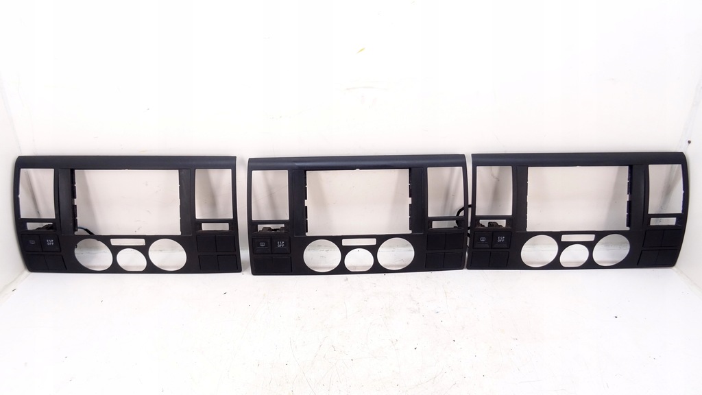 фото №1, Рамка радио панели консоли vw t5 07r 7h0857237e fv