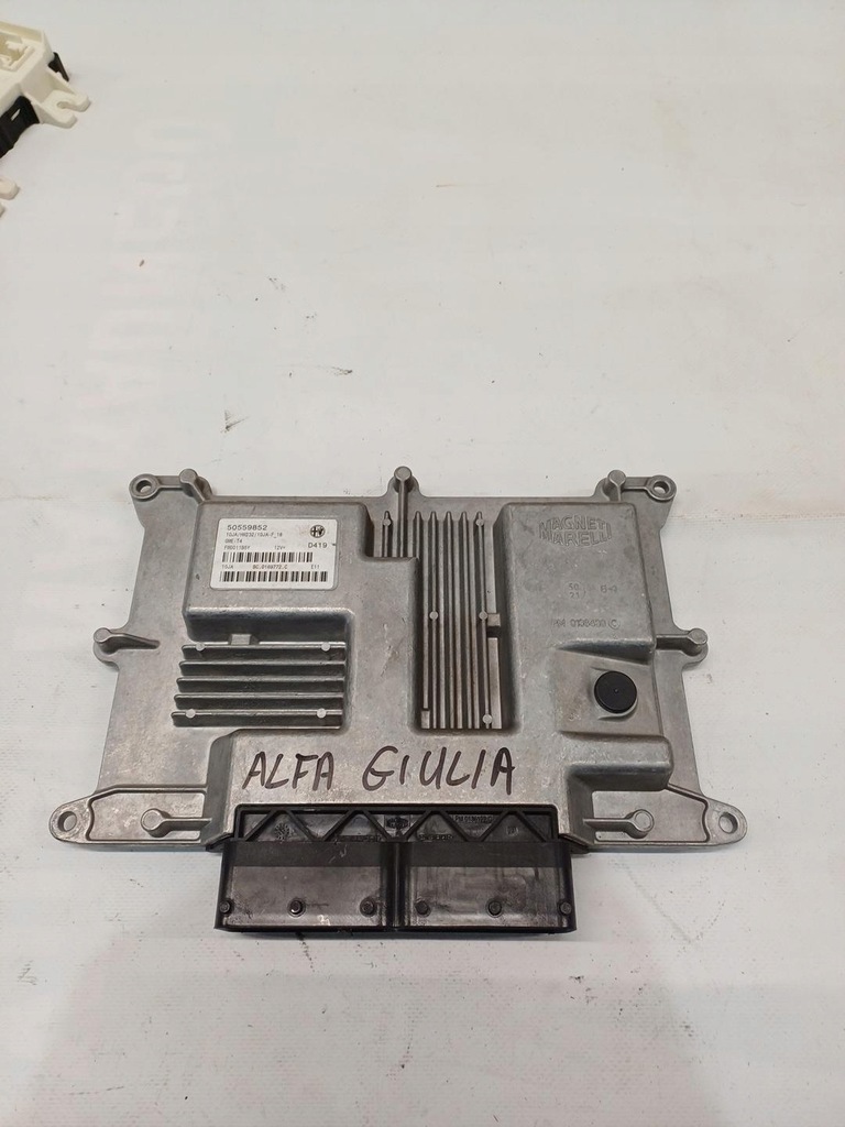 фото №1, Бортовий комп'ютер двигуна alfa romeo giulia 50559852