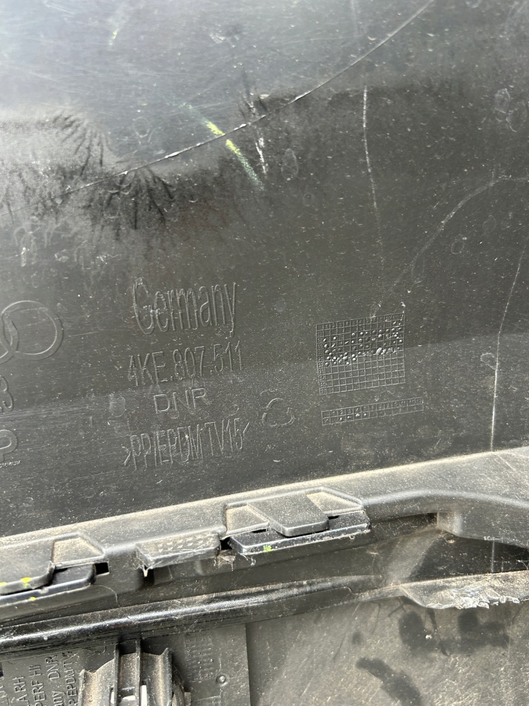 Audi e-tron 4ke s-line бампер задня задній 4ke807511 4ke807521d poznan Київ