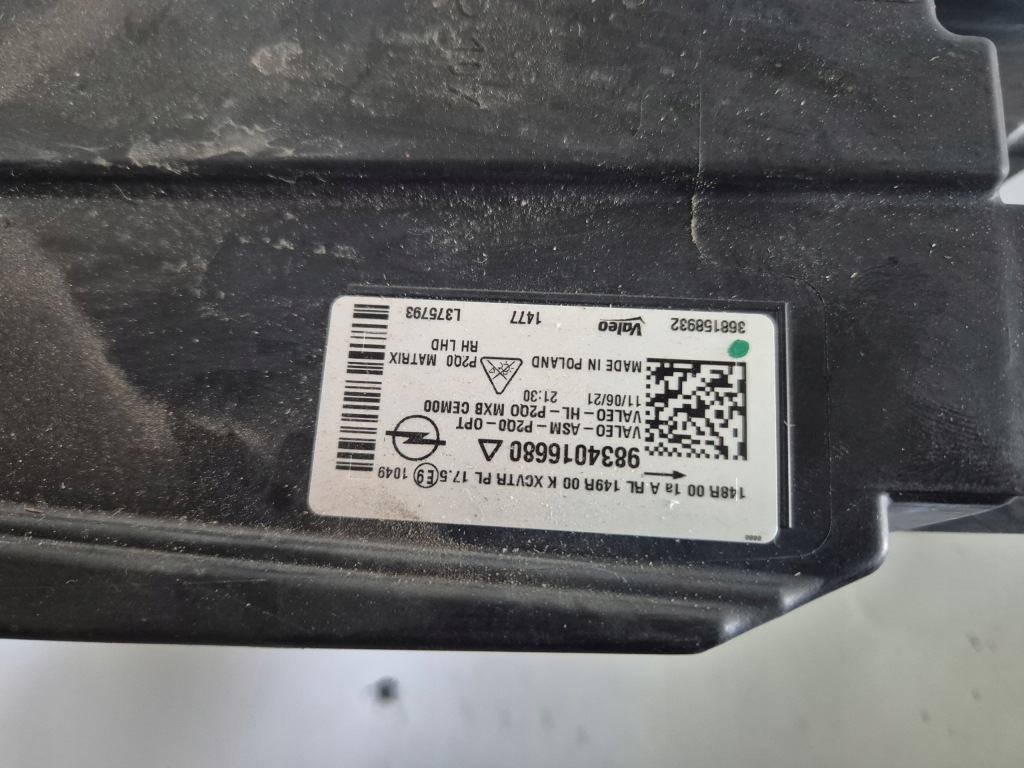 Opel mokka 20-23 фара правий перед full led kompl 9834016880 Зі Шроту