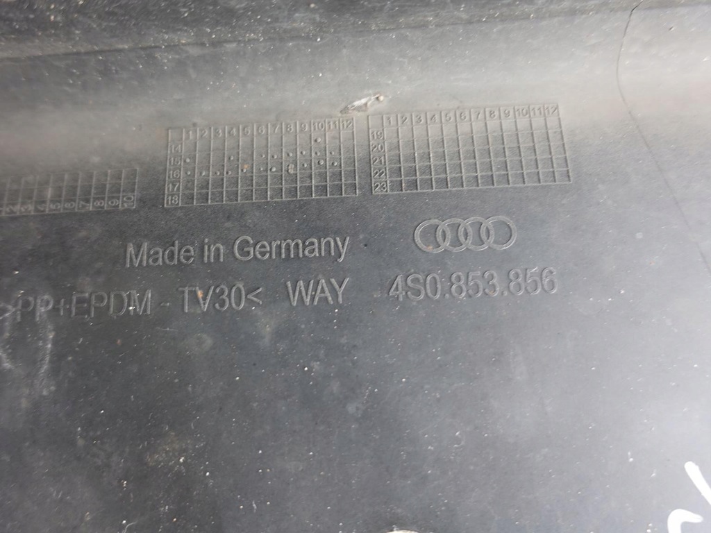 фото №8, Audi r8 4s0 15- молдинг поріг накладка правий