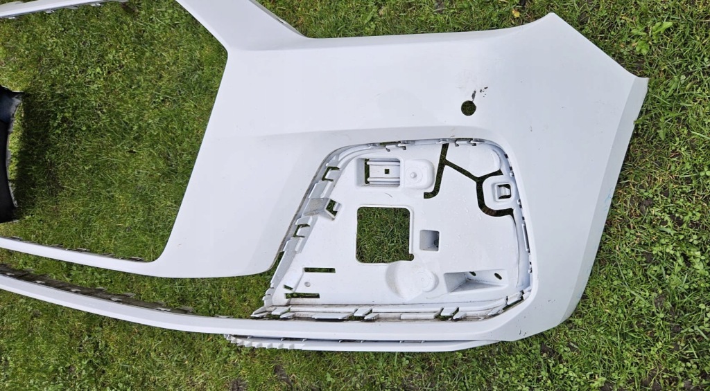 Audi a1 ii 2 82a бампер перед передній Недорого