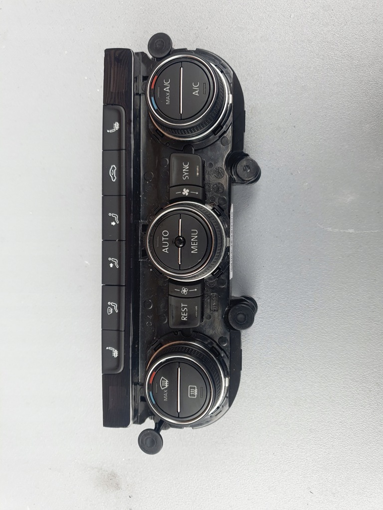 фото №1, Панель обдув кондиціонера passat b8 5g0907044bp