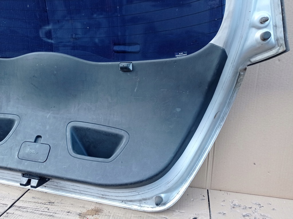 фото №8, Kia ceed i hb 5d 06-09 кришка багажника задня