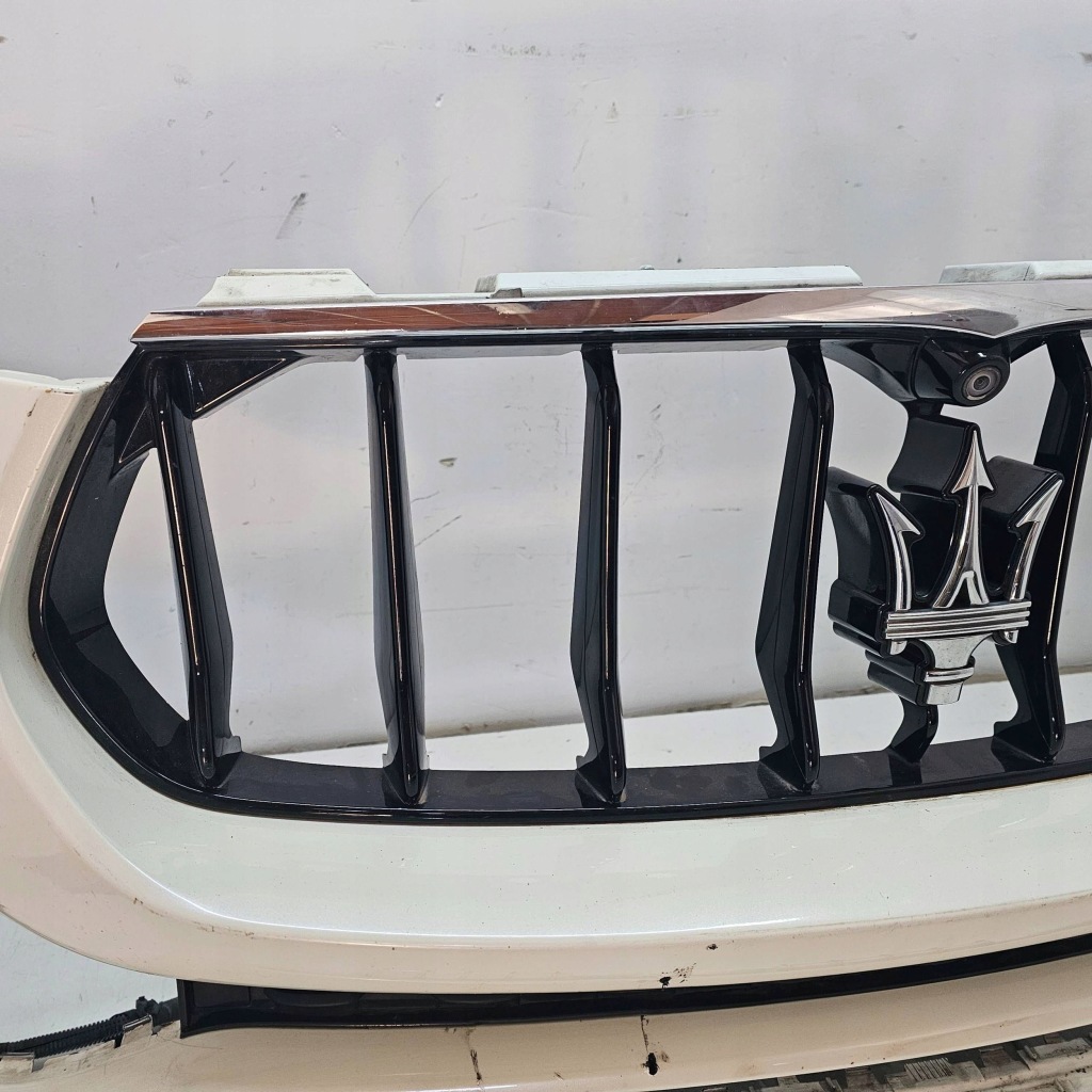 фото №9, Бампер перед передний maserati levante