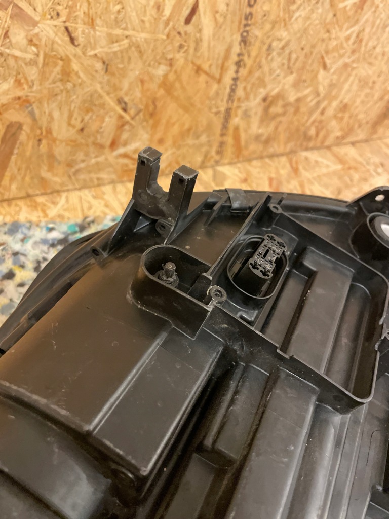 Фара правый  full led audi a4 8w америка! Недорого