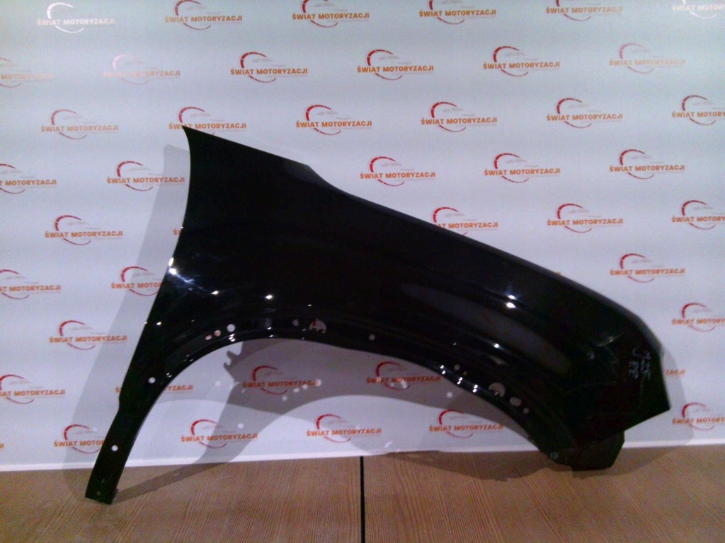 Купити Jeep avenger 25r крило правий перед