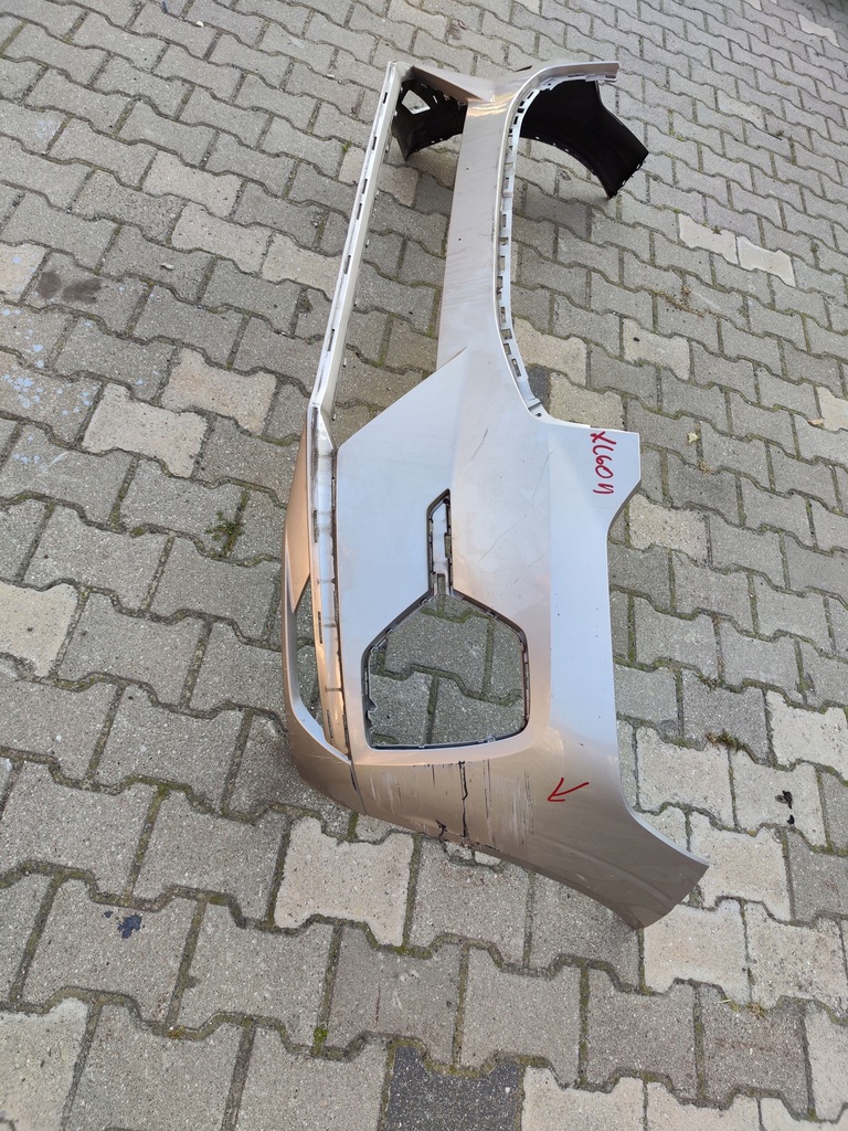 фото №9, Бампер передний перед volvo xc60 ii lift 20- серебристый