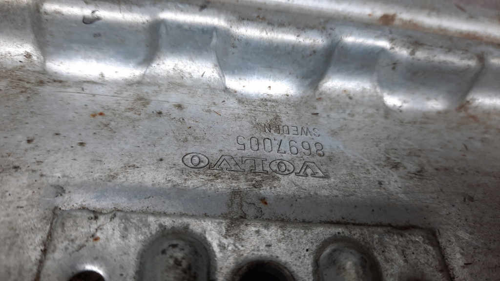 фото №7, Кронштейн акумулятор volvo xc90 8697005